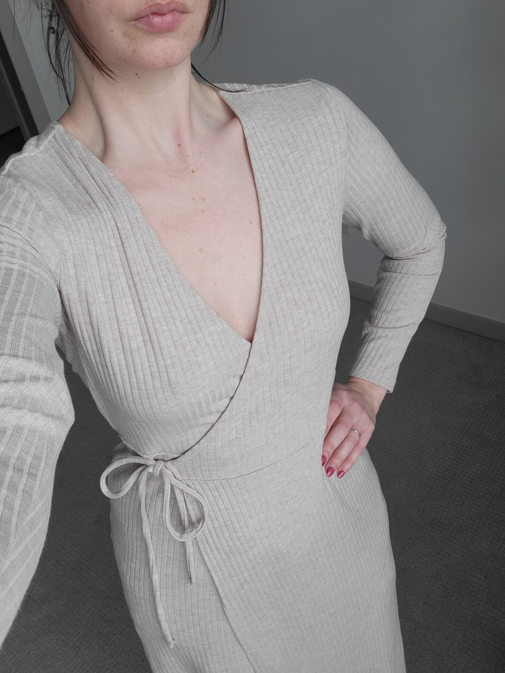 Old Navy Ribbed Wrap Midi Dress in Light Taupe